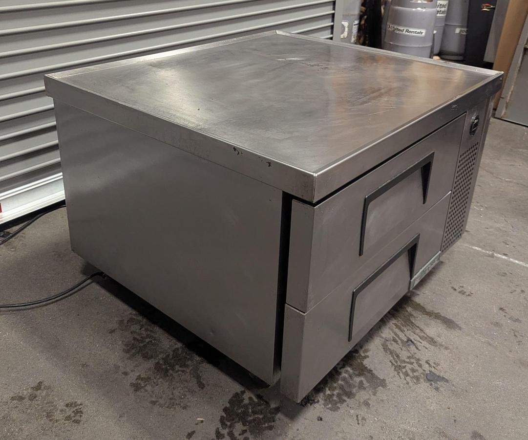 Used True TRCB-36 2-Drawer Refrigerated Chef Base