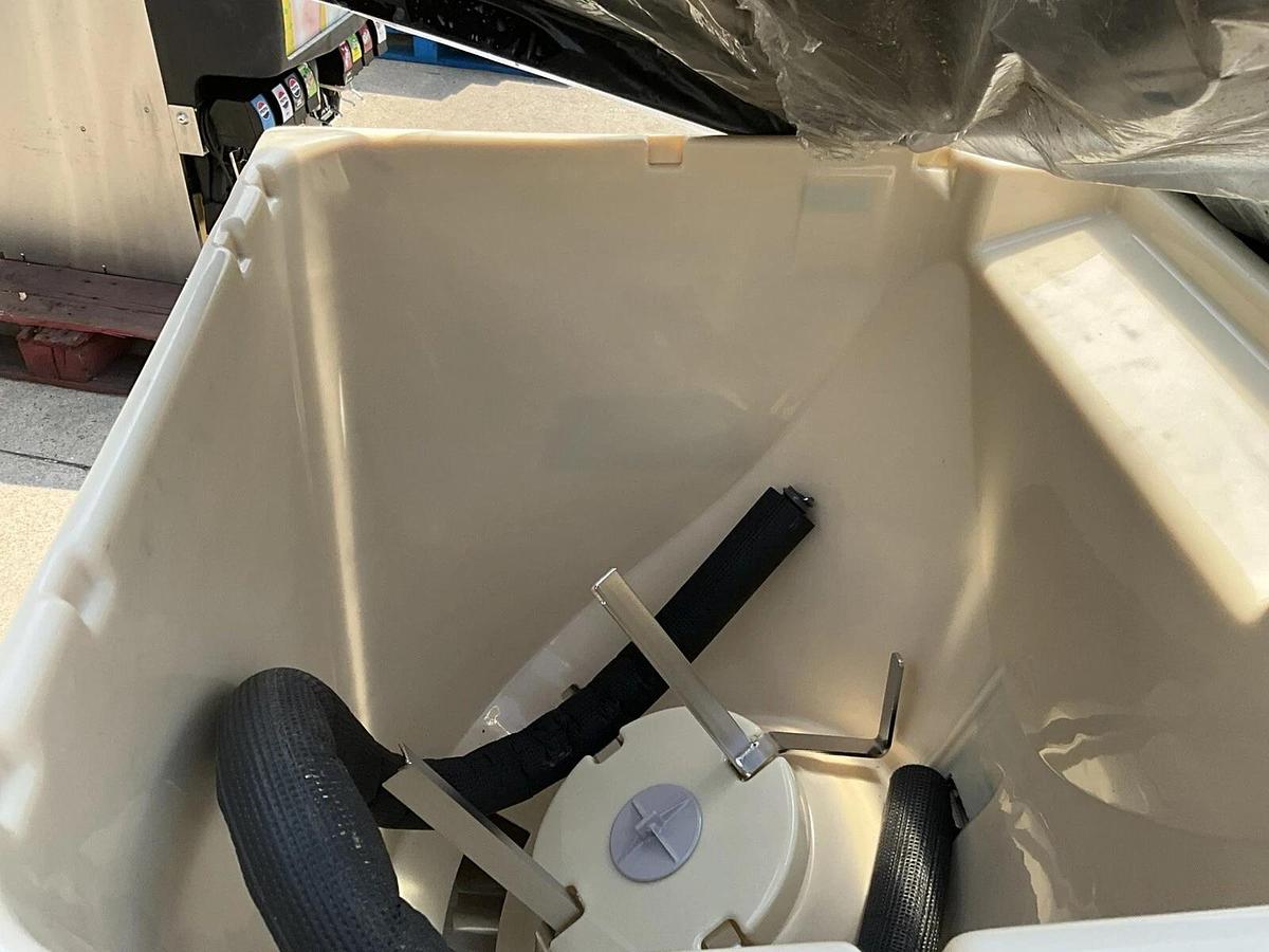 2024 Cornelius IDC255 Fountain Drink Ice Beverage Dispenser w/ 8 Valves K - SPECIAL CLEARANCE