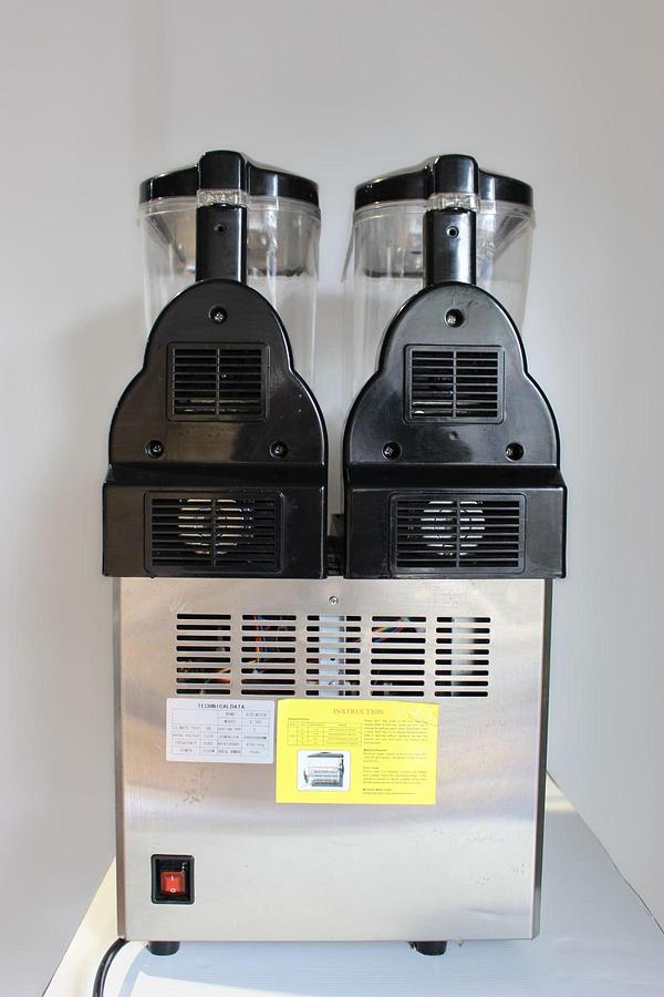 Demo Slush Machine - Used Once - Model: X-300 110V -60Hz - 1000W - 1 Phase