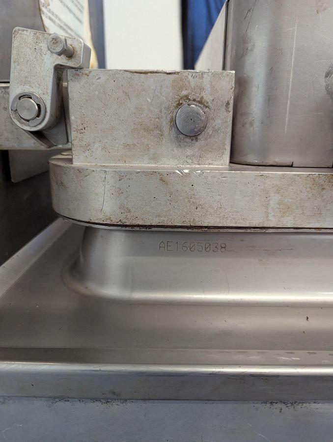 Used Henny Penny Velocity Series Pressure Fryer