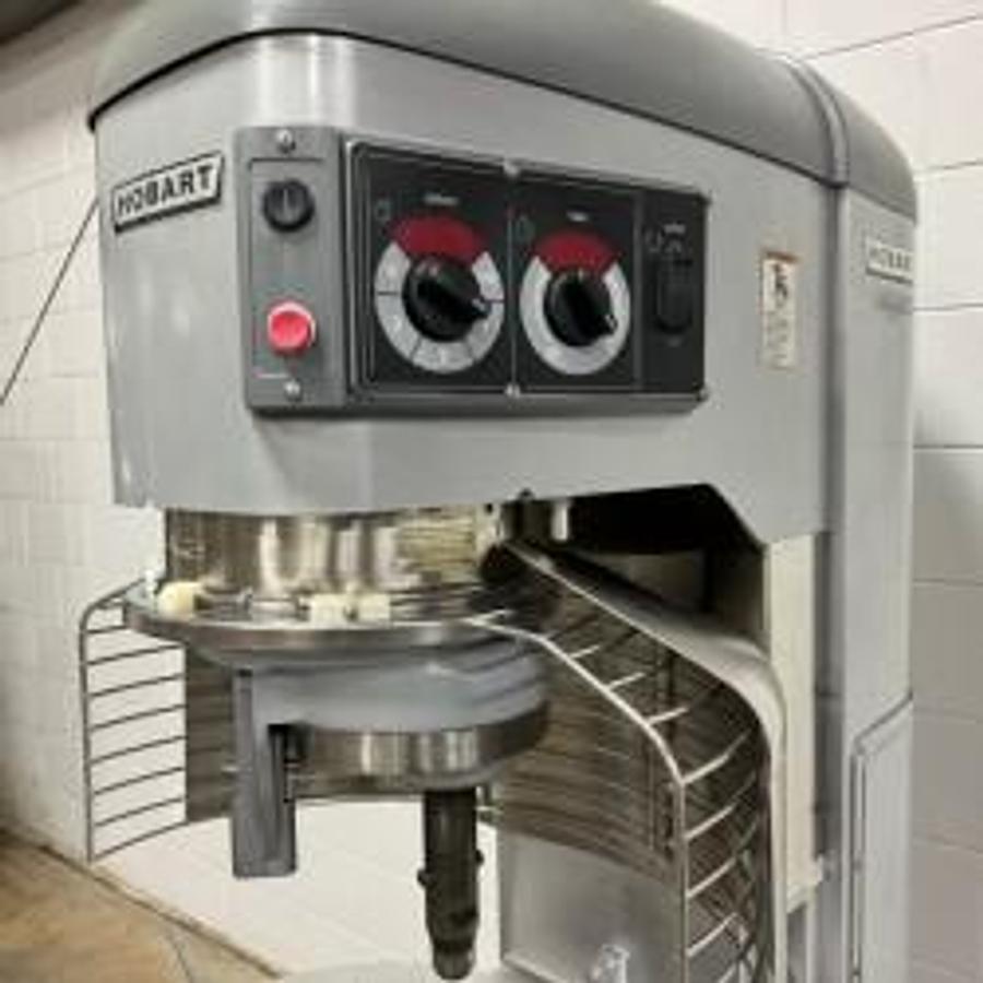 Used Hobart 140 Quart Mixer HL1400 With Bowl Guard and 80 Quart Step Down