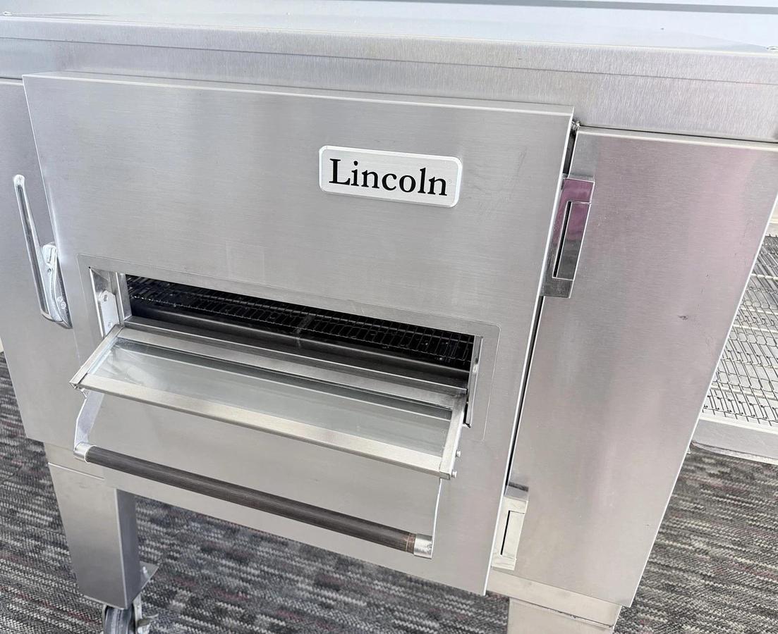Used incoln Impinger 1450 Single Deck Gas Fired Conveyor Pizza Oven