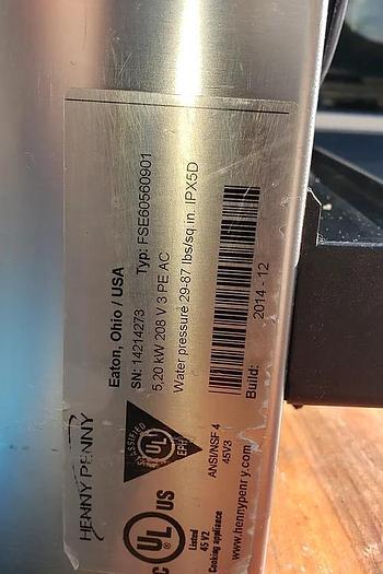 Used Details Condition Used – like new Henny penny combi steam oven used couple times Like Brand NEW size W 22" x D 26" x H 30" Elcteric 3 Phase 208 volt Henny penny combi steam oven