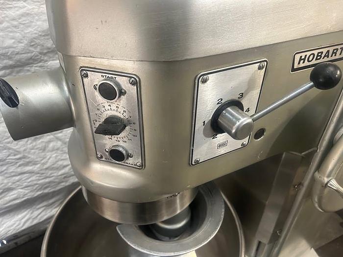 Refurbished Hobart 80 Quart Planetary Mixer