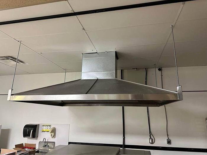 Refurbished Middleby Marshall electric converyor pizza oven - like new - c/w vent hood  -SEE VIDEO