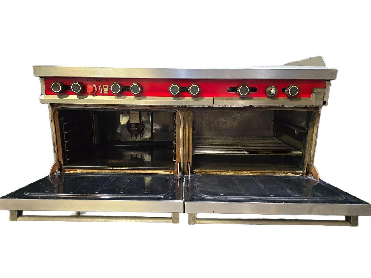 Used Vulcan 6 Burner, Griddle 24" - 1 Regular Oven and 1 Convection Oven
