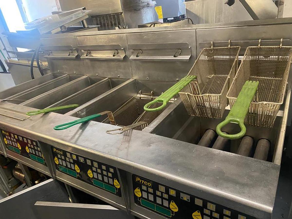 Used Pitco M62 Four Compartment Natural Gas Fryer with Filtration