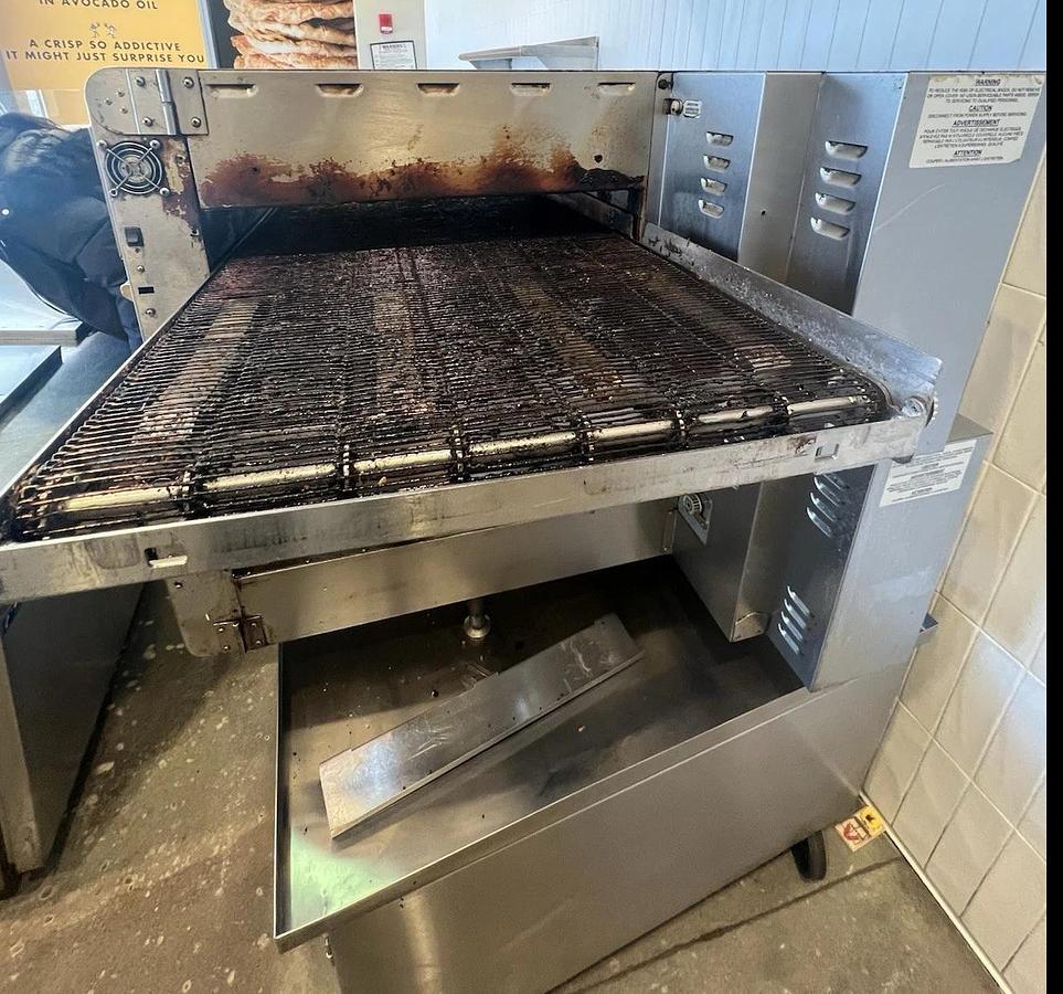 Used Refurbished Ovention Shuttle S2000 Ventless Conveyor Pizza Oven. 1 ph Stackable