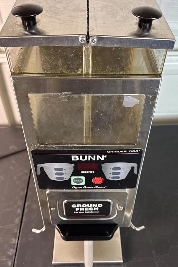 Used BUNN G9-2T DBC - Dual Portion Control Coffee Grinder - HAS TWO HOPPERS