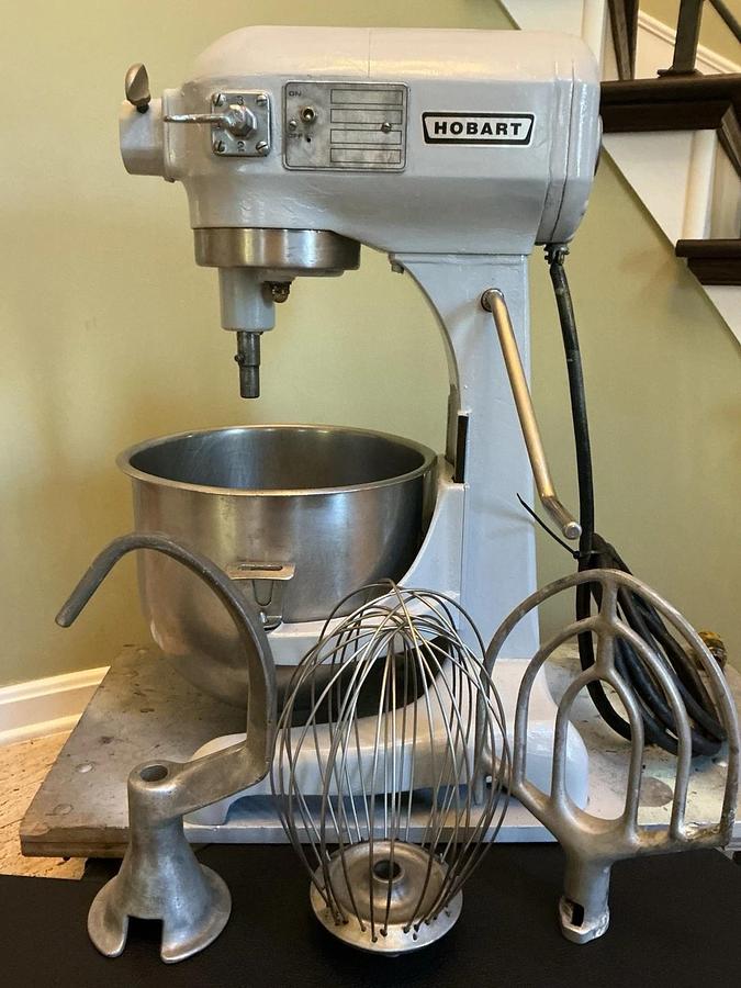 Used Hobart A200 20 Quart Commercial Bakery Mixer SS Bowl & 3 Attachments in Ohio