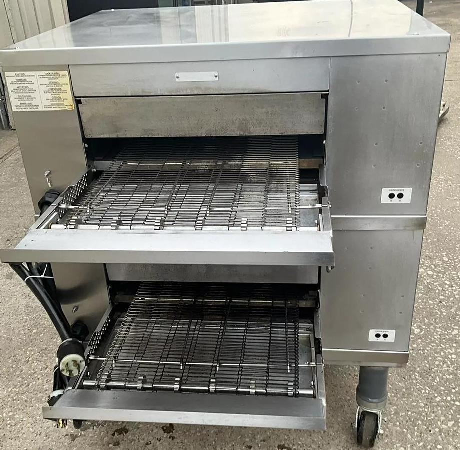 Used 2022 CTX Middleby Marshall DZ33T Infrared Radiant conveyor pizza double oven