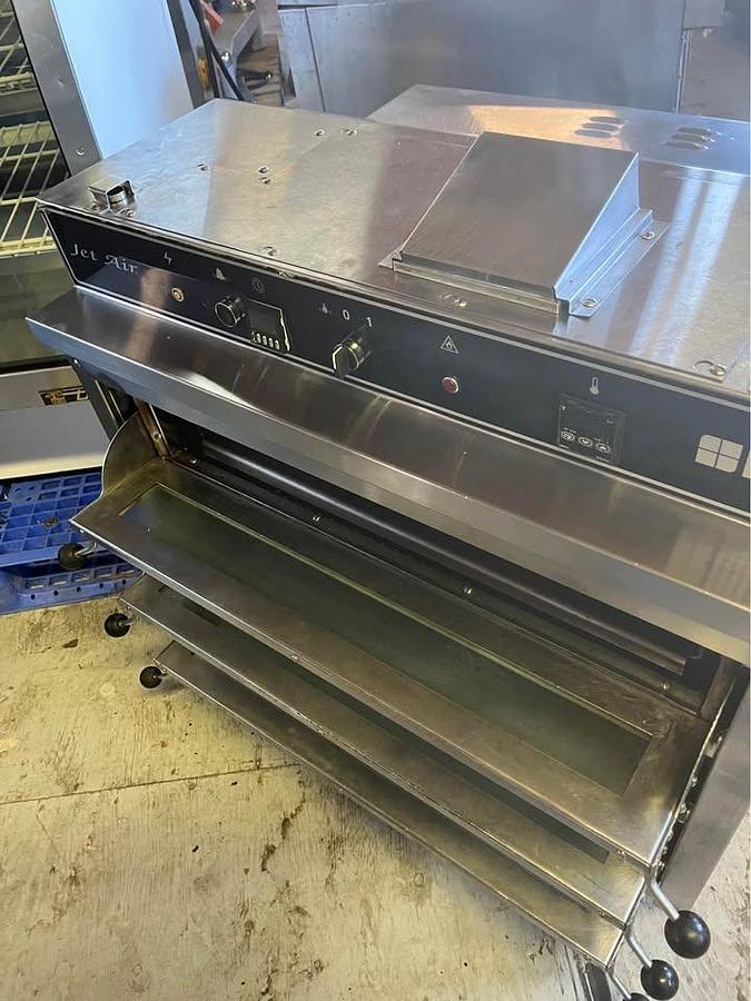 Used Doyon Piz 3 electric deck ovens