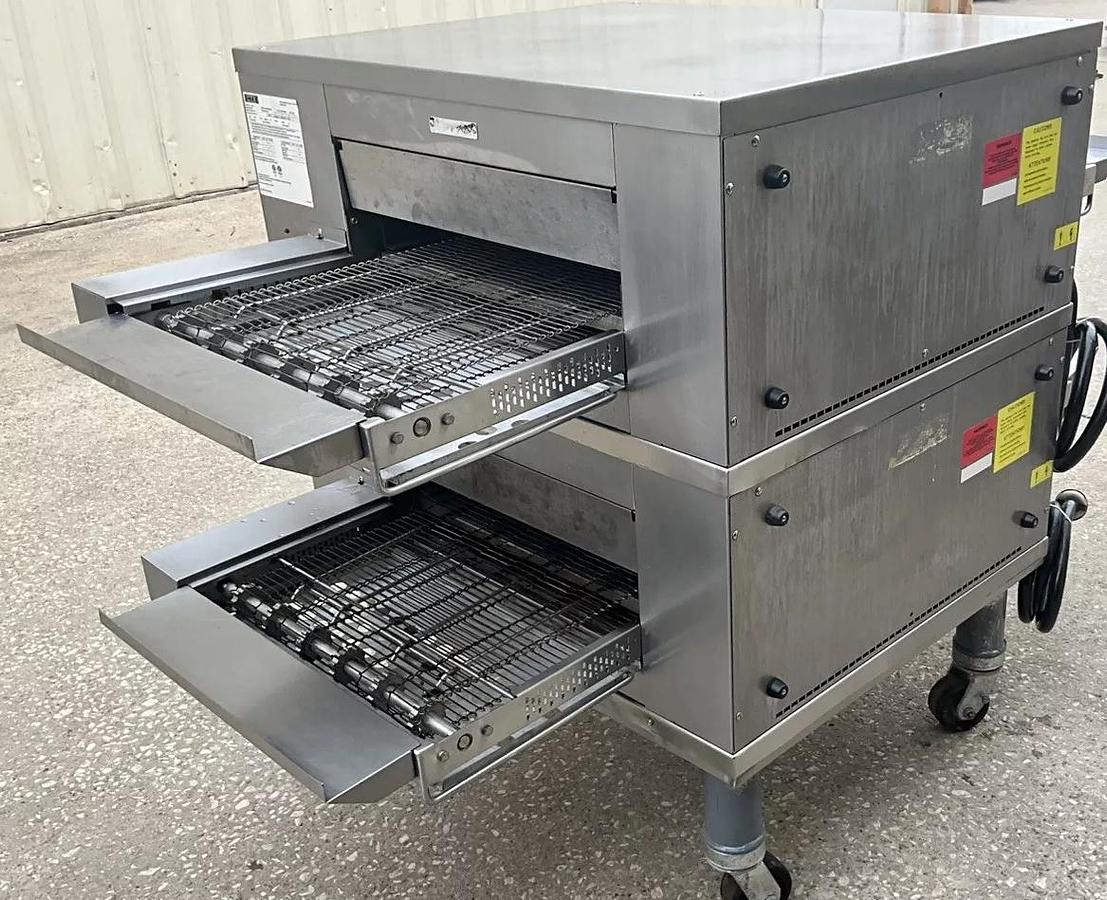 Used 2022 CTX Middleby Marshall DZ33T Infrared Radiant conveyor pizza double oven