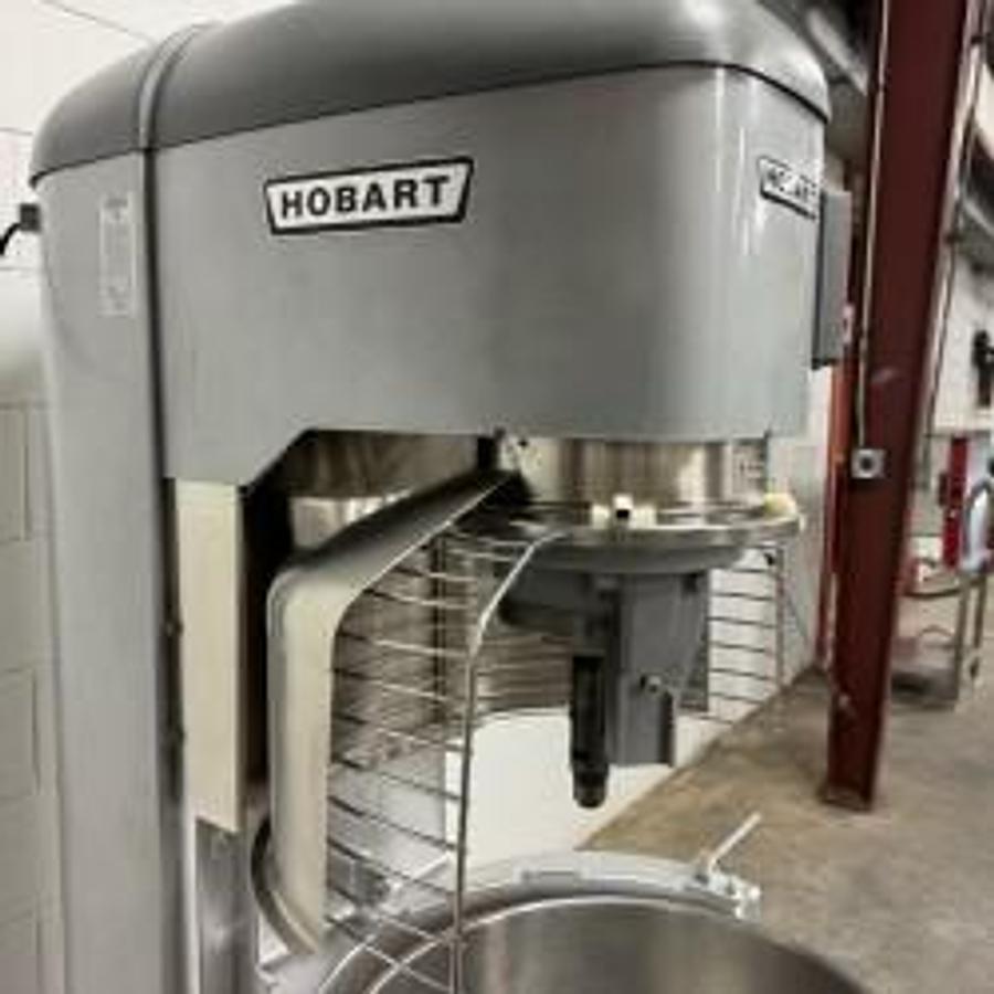 Used Hobart 140 Quart Mixer HL1400 With Bowl Guard and 80 Quart Step Down