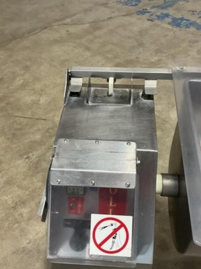 Used Clean Working Industrial Hollymatic HM-100 Mixer