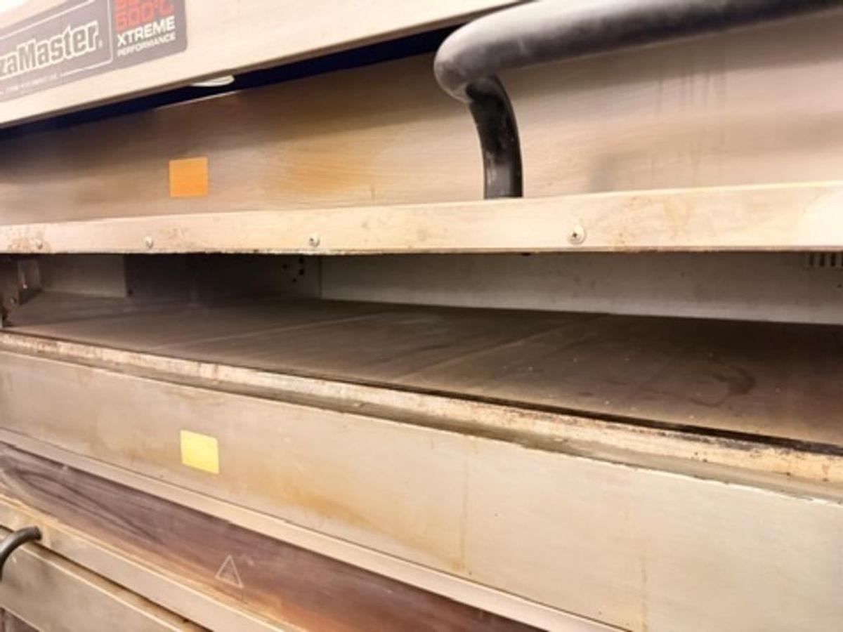 Used PIZZA MASTER TRIPLE DECK PIZZA OVEN