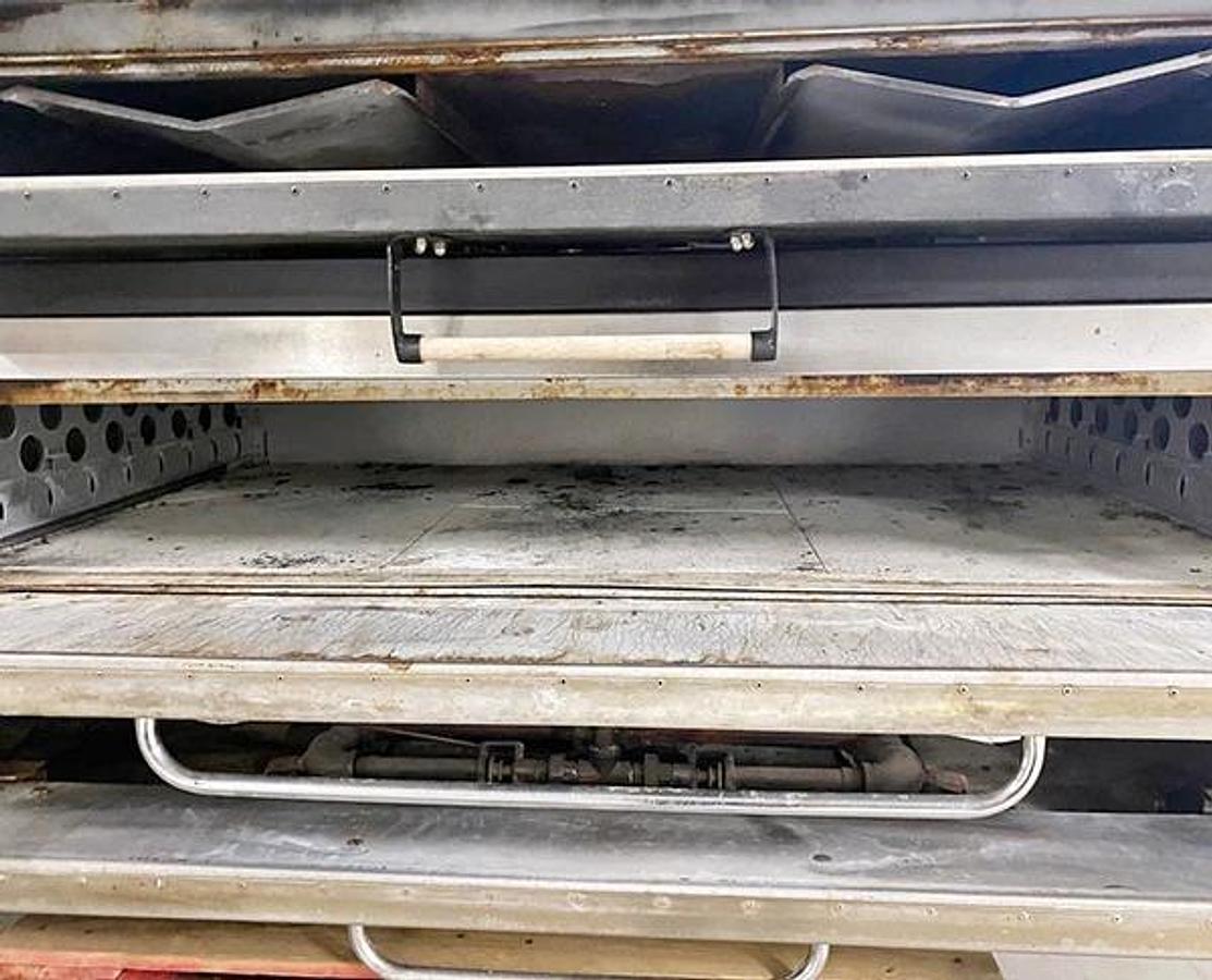 Used Baker's Pride Double Deck Pizza Oven Stainless Steel Body, FC-616 and Y600