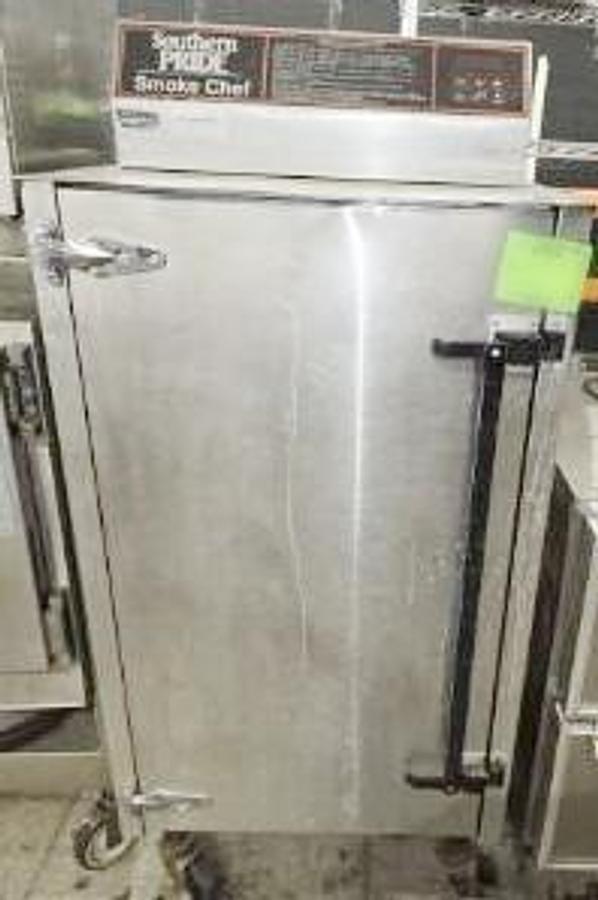 Used SOUTHERN PRIDE SMOKE CHEF