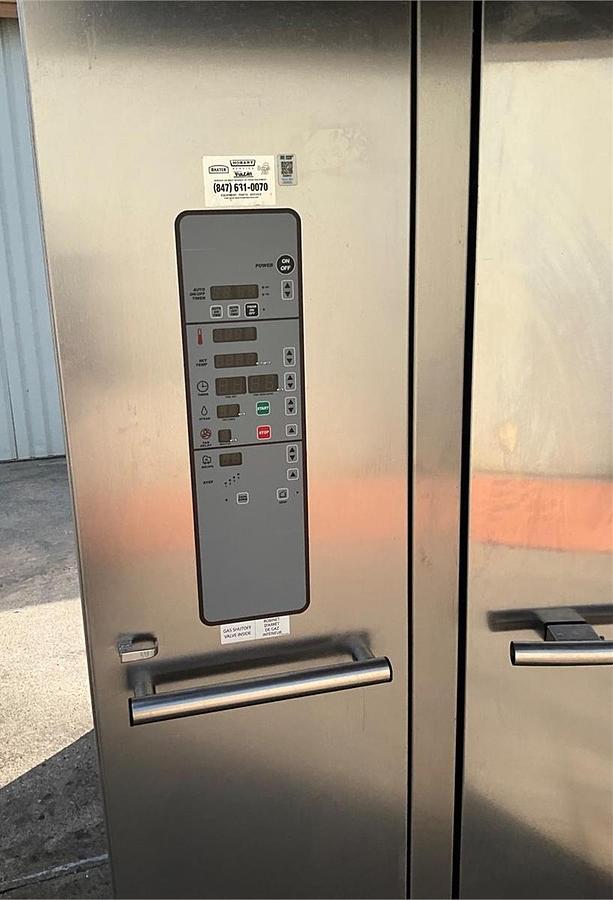 Used Baxter gas double rack oven