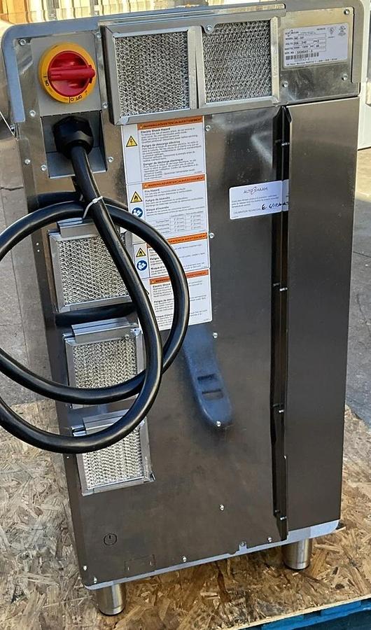 Used Alto-Shaam VMC-H4H Vector Deluxe Multi-Cook Oven electric (4) separate chamber