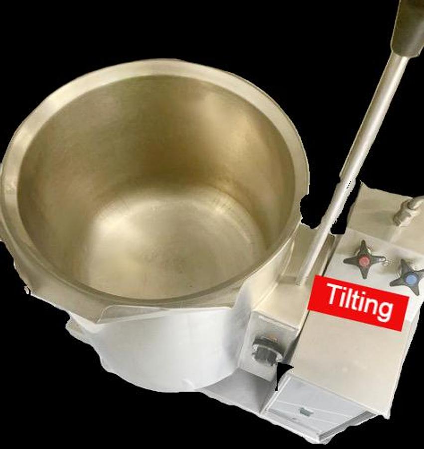 Used Cleveland Tilting Electric Kettle - 40 litre