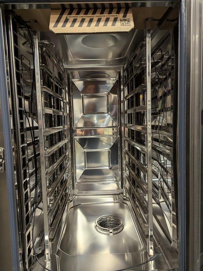 Used Rational LM100DG iCombi Pro 10 Half Size Gas Combi Oven w/Stand & Accessories - BRAND NEW CLEARANCE