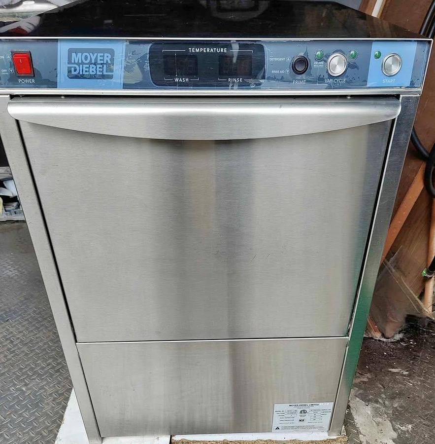 Used Moyer Diebel 601HT M4 Commercial under-counter dishwasher - SEE VIDEO