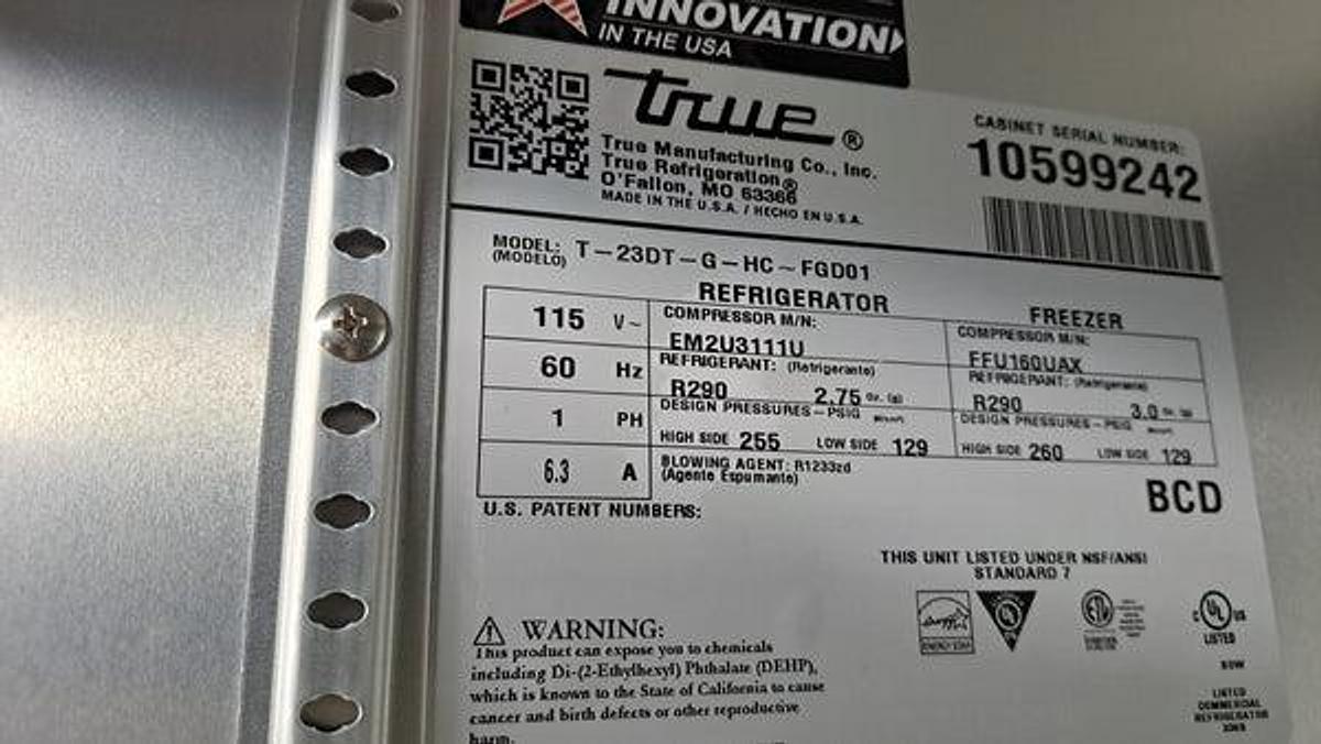 Used True - T-23DT-G-HC~FGD01 - Freezer -1 Section - 2 Stacked Glass Doors - 30 Inch -warrantty