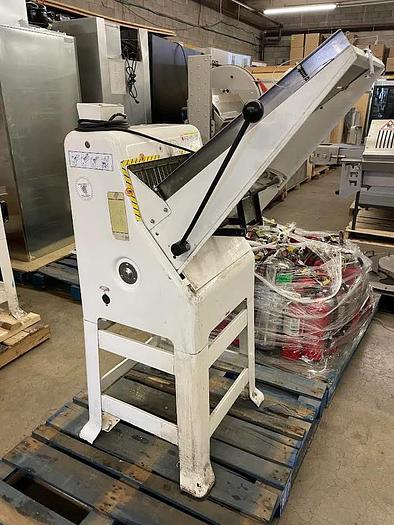 Refurbished Bread Slicer | Oliver | Model # 797-32