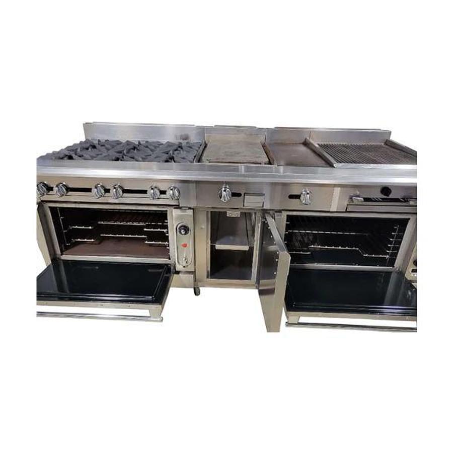Used Vulcan VC0136-500 Custom Range: 6 Burners / 15-in Griddle / 12-in Hotplate / 24-in Char / Double Oven