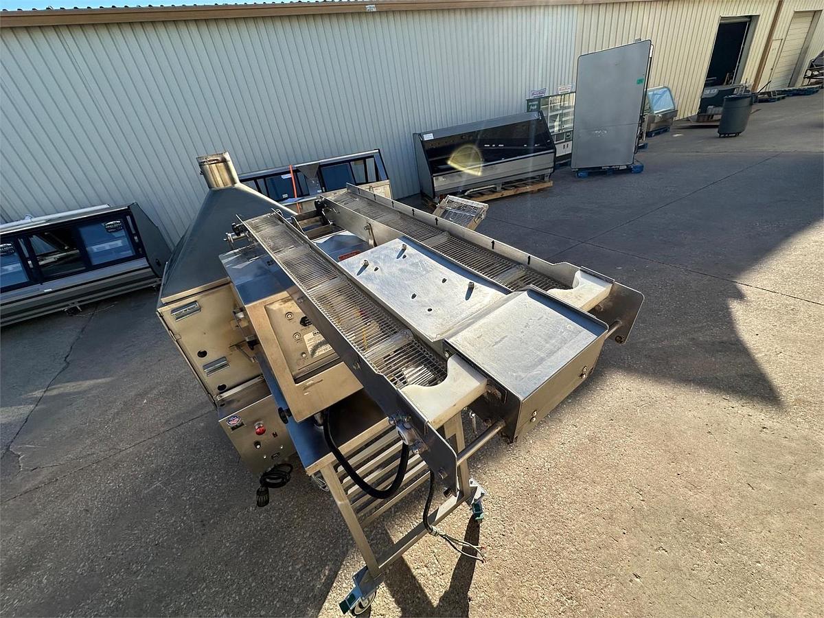 Used Be&sco Beta Max tortilla press and oven