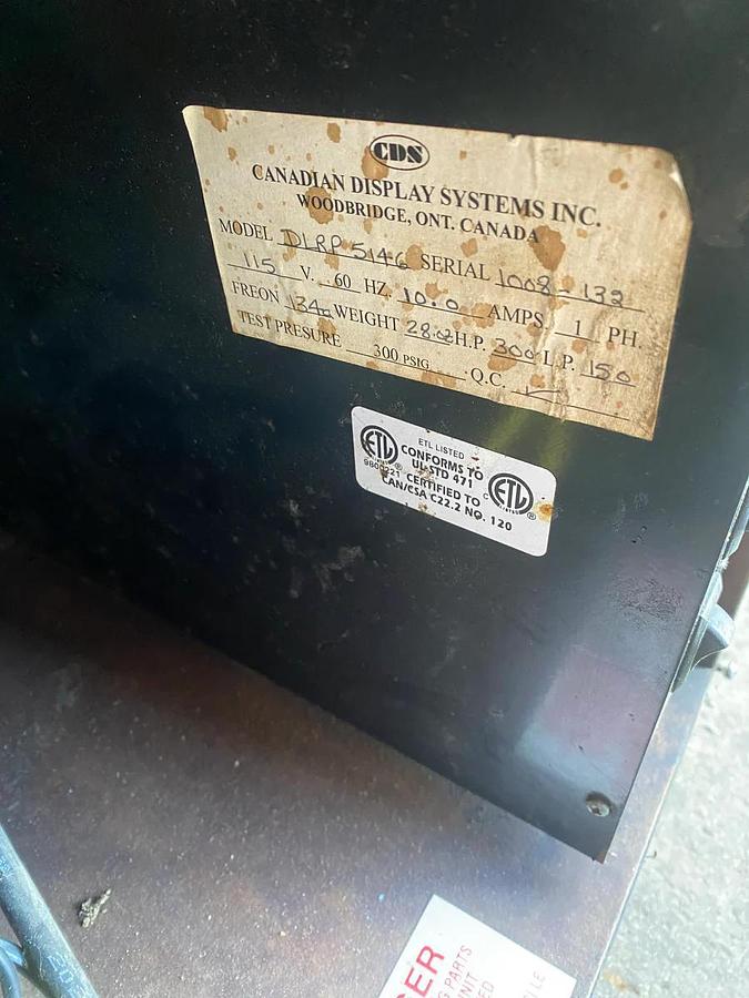 Used Canadian Display Systems Inc. DLRP 5146 Pastry/Deli Display Cooler - 46.5" WIDE