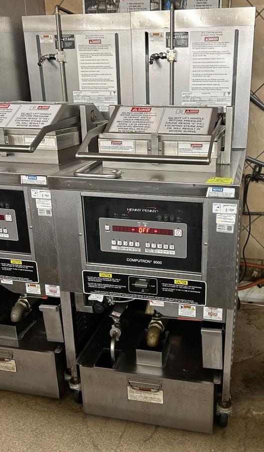 Used HENNY PENNY COMPUTRON 8000 NATURAL GAS PRESSURE FRYER  - 2 AVAILABLE