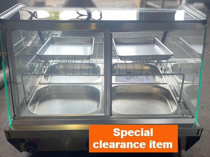 Used Counter top Heated Display Case