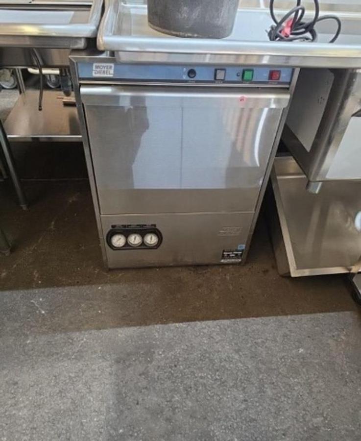 Used Moyer diebel under counter dishwasher -HIGH TEMP 351HT