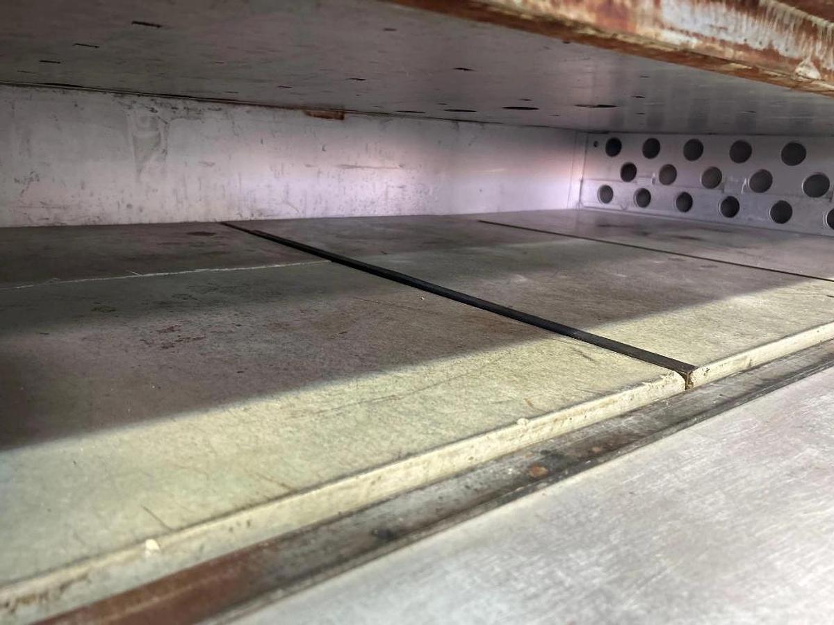 Used Bakers Pride Mdl. Y602 Double Stack Gas Deck Pizza Oven