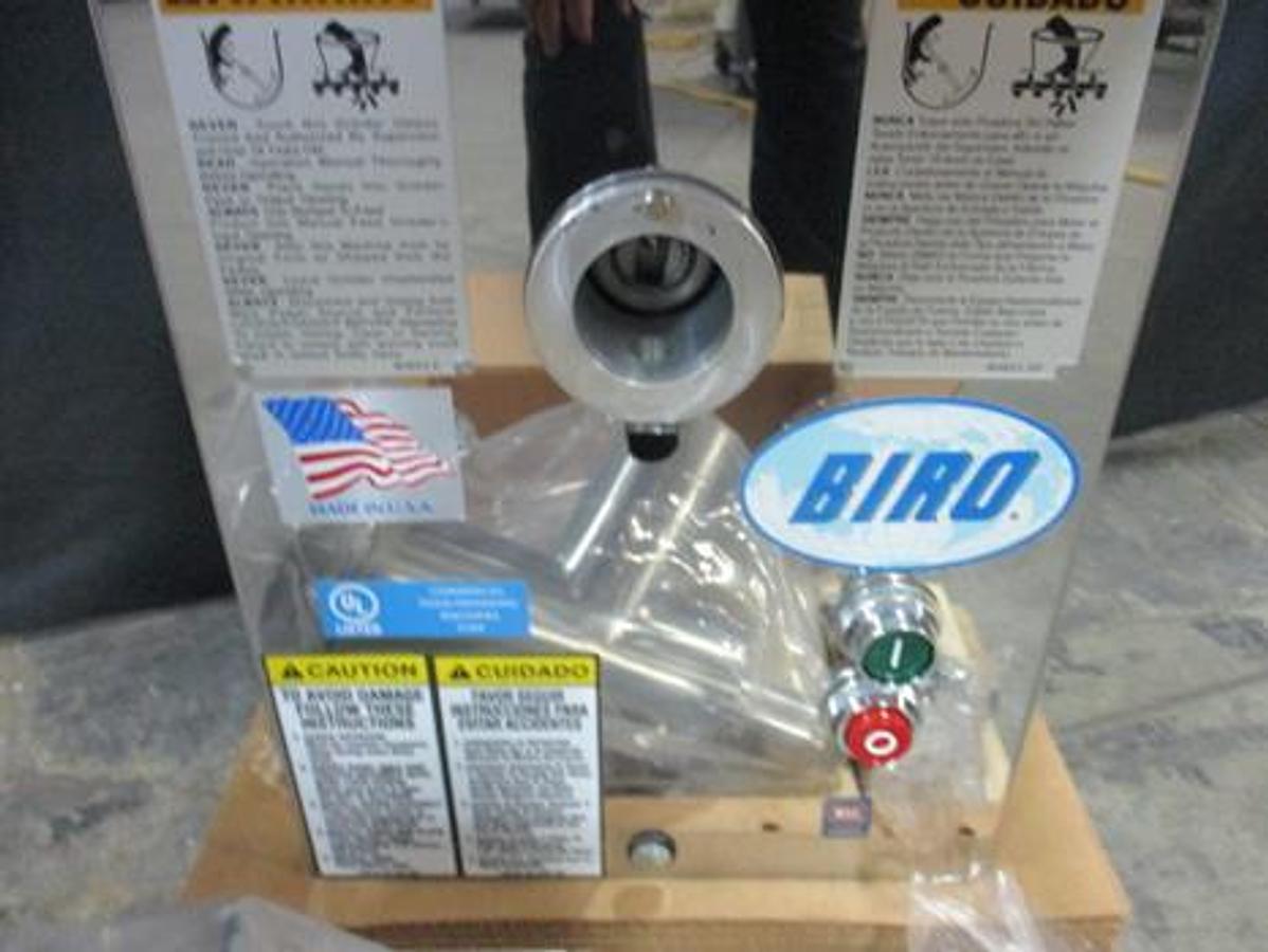 Biro Model 922 Meat Grinder - brand new - special clearance