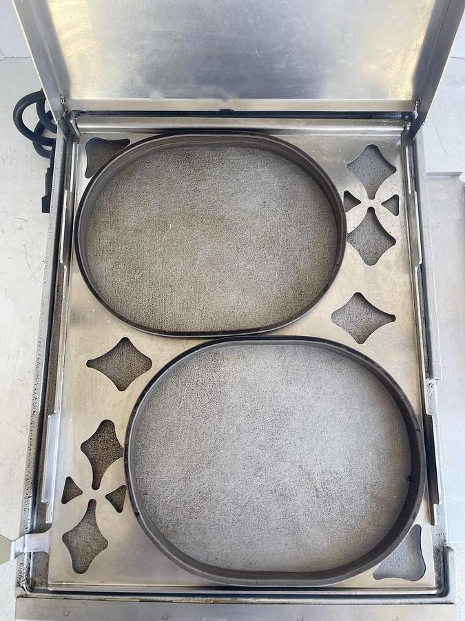 Used Antunes - ES-602 208V Egg Station with 2 Rings 