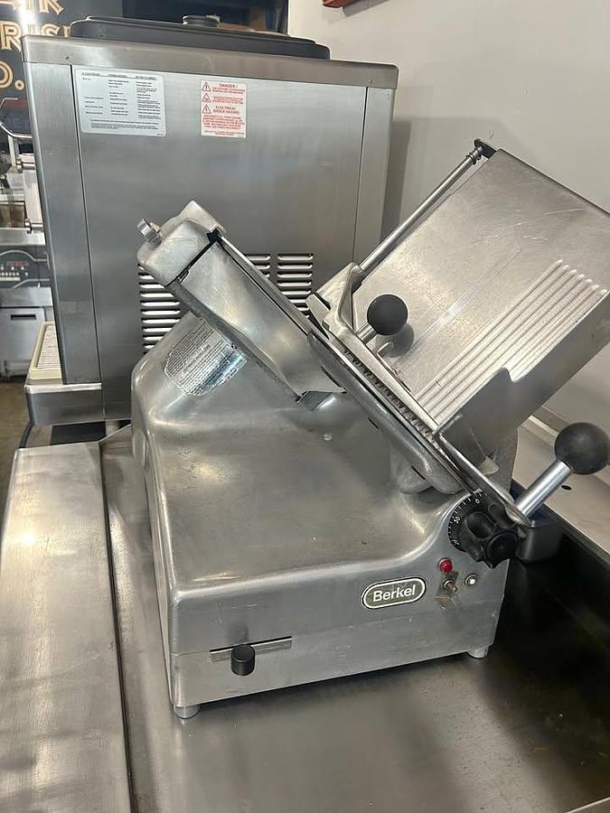 Refurbished Berkel Automatic Deli Meat Slicer -see video