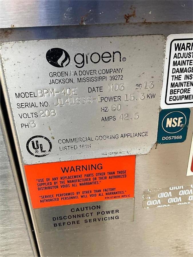 Used Groen 40 gallon electric tilt skillet