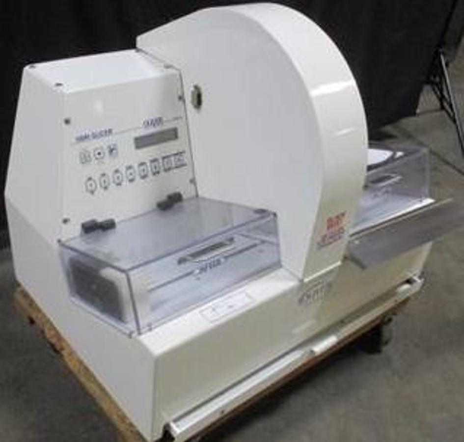 Used Oliver Countertop Model 2005 Vari Slicer Bread Slicer, Great Working Condition!