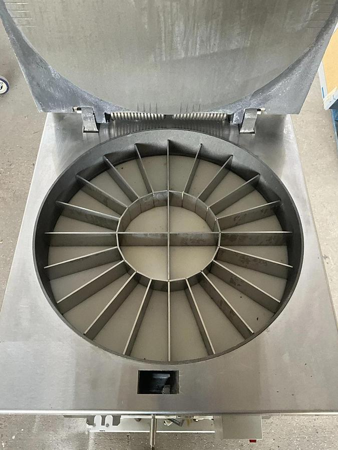 Refurbished Oliver 619-24RA Hydraulic Dough Divider 24 Part pocket dough divider Artisan