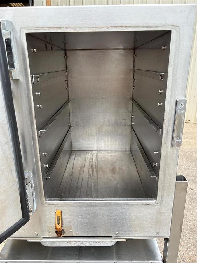 Used AccuTemp Doublestack (6) Pan Convection Steamer