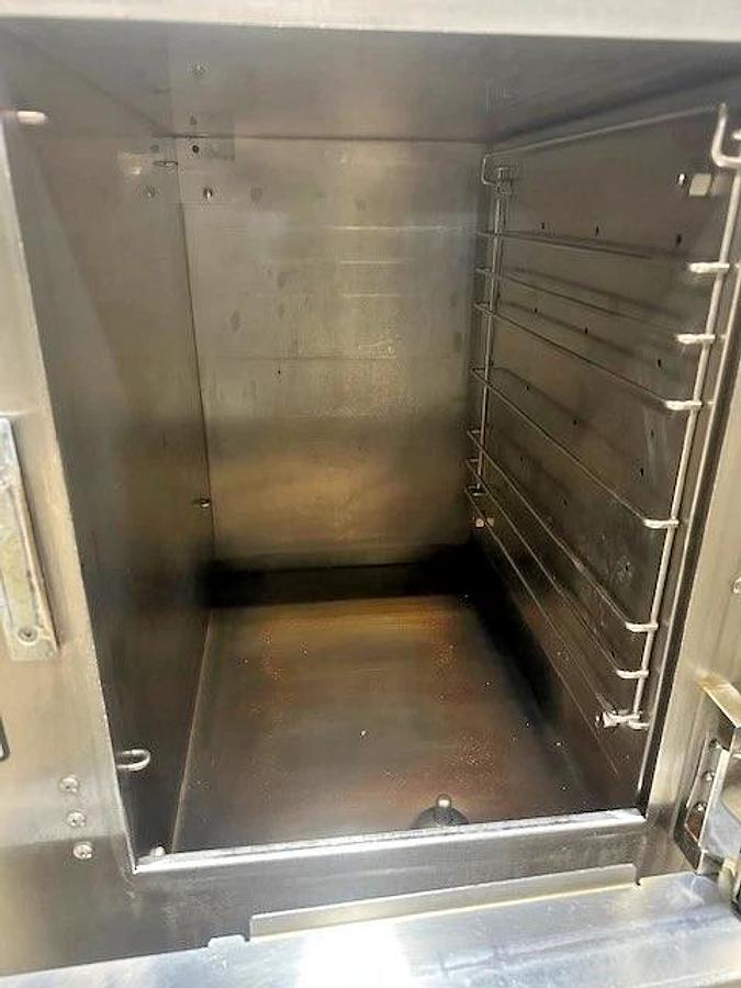 Used ACCUTEMP P61201E060 COUNTERTOP 60,000 BTU 6 PAN LP GAS BOILERLESS STEAMER