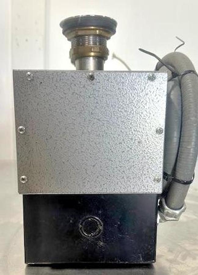 Used BRAND NEW HATCO 3CS-3 120v 1ph WATER HEATER / BOOSTER WITH OPERATING MANUAL AND PARTS -