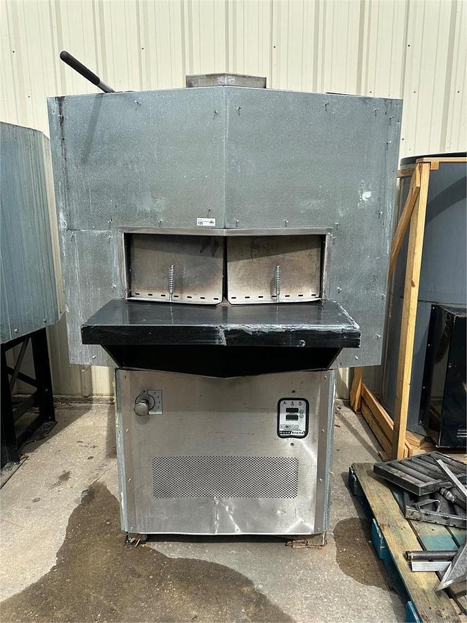 Used Wood stone Mt Adams gas burning pizza oven