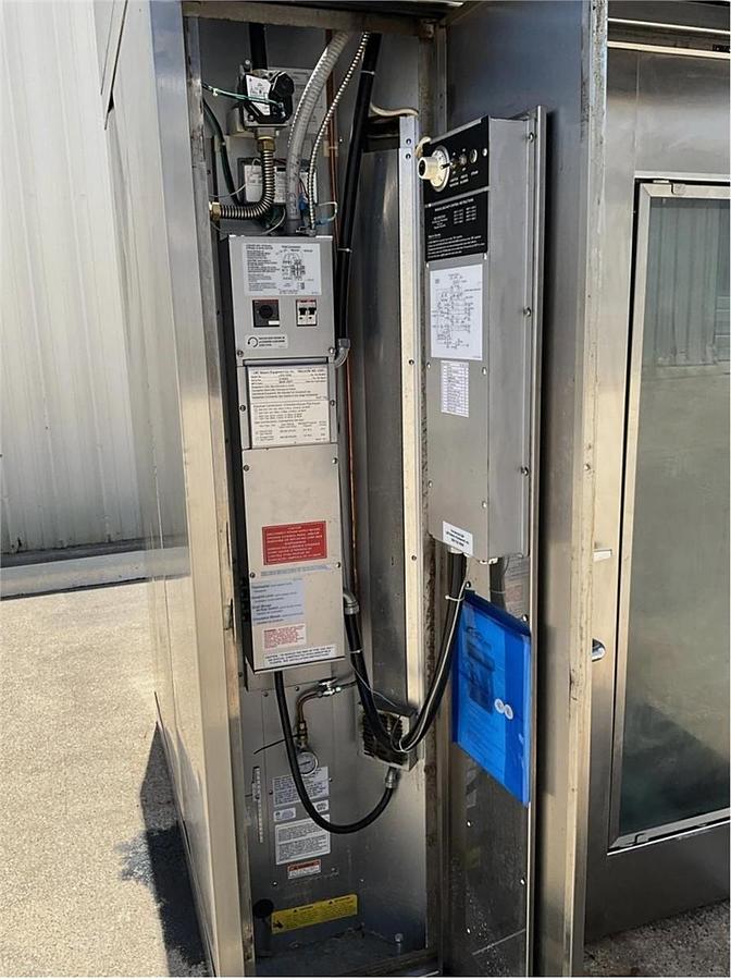 Used 2021 LBC gas double rack oven steam injected