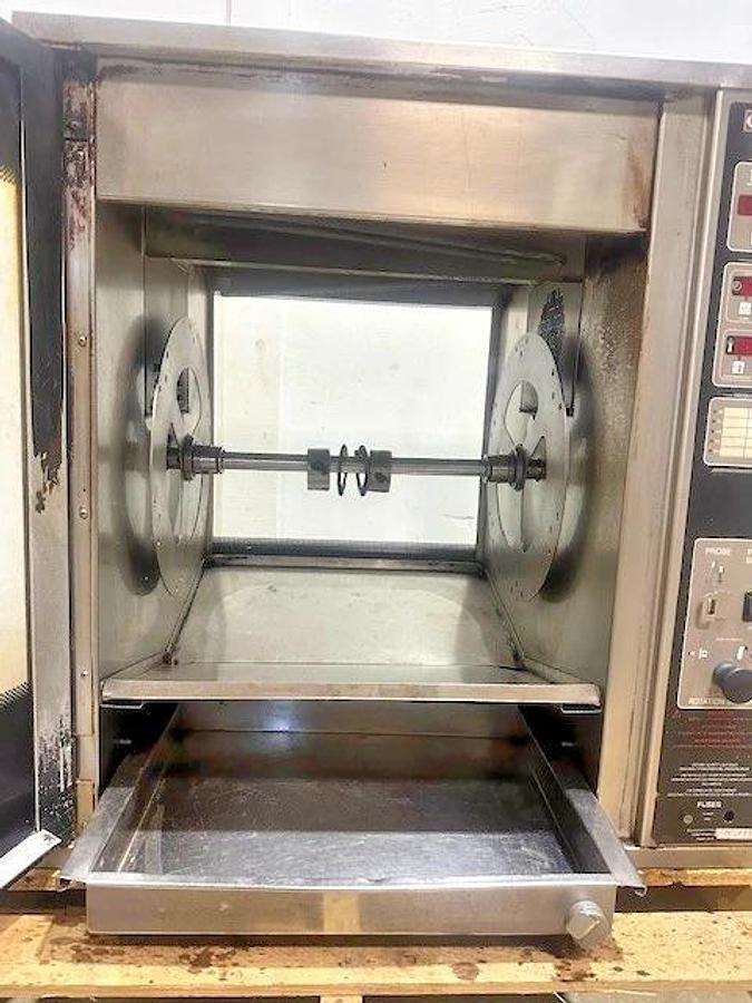 Used HENNY PENNY SCR-6" COMMERCIAL ELECTRIC DIGITAL CHICKEN ROTISSERIE OVEN 208V,3PH - C/W CHICKEN SPITS (SPEARS)