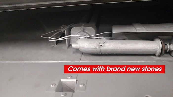 Refurbished Blodgett 2 deck gas pizza ovens - in excellent condition with new stones