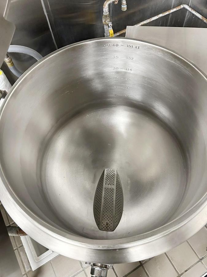 Used 2021 VULCAN 40 GALLON STEAM JACKETED KETTLE